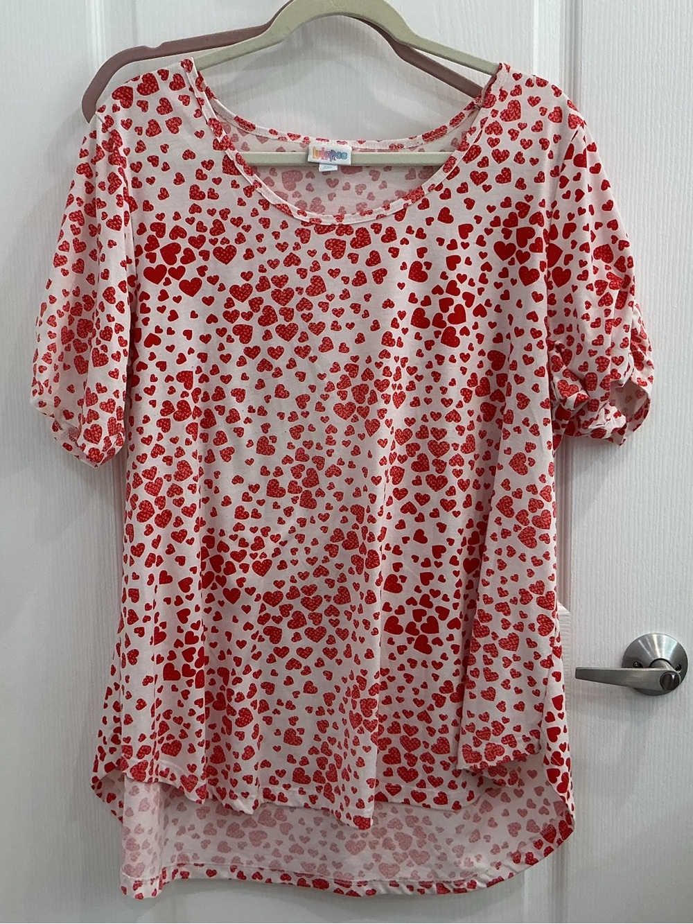 LuLaRoe Scoop Neck Tee with Red Heart Print